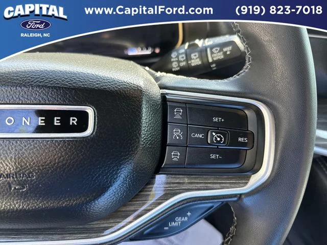 Used 2022 White Jeep Series III image 23