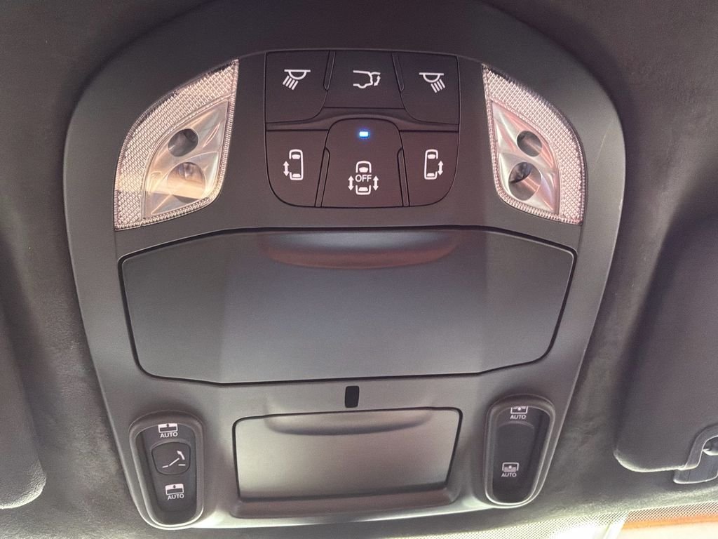 New 2027 Hydro Blue Pearl-Coat Exterior Paint Chrysler Pinnacle image 24