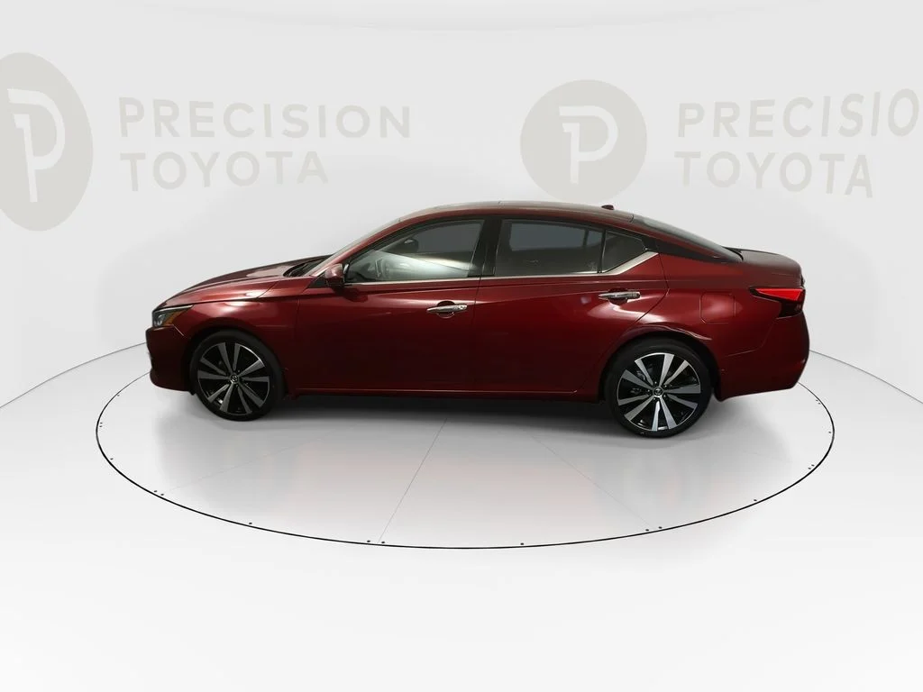 Used 2020 Scarlet Ember Tintcoat Nissan 2.5 Platinum image 12