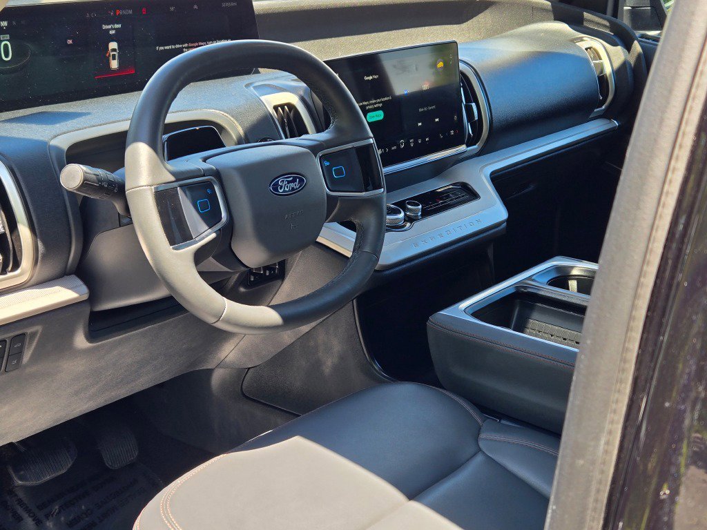 2025 Ford Expedition Active - Photo 30