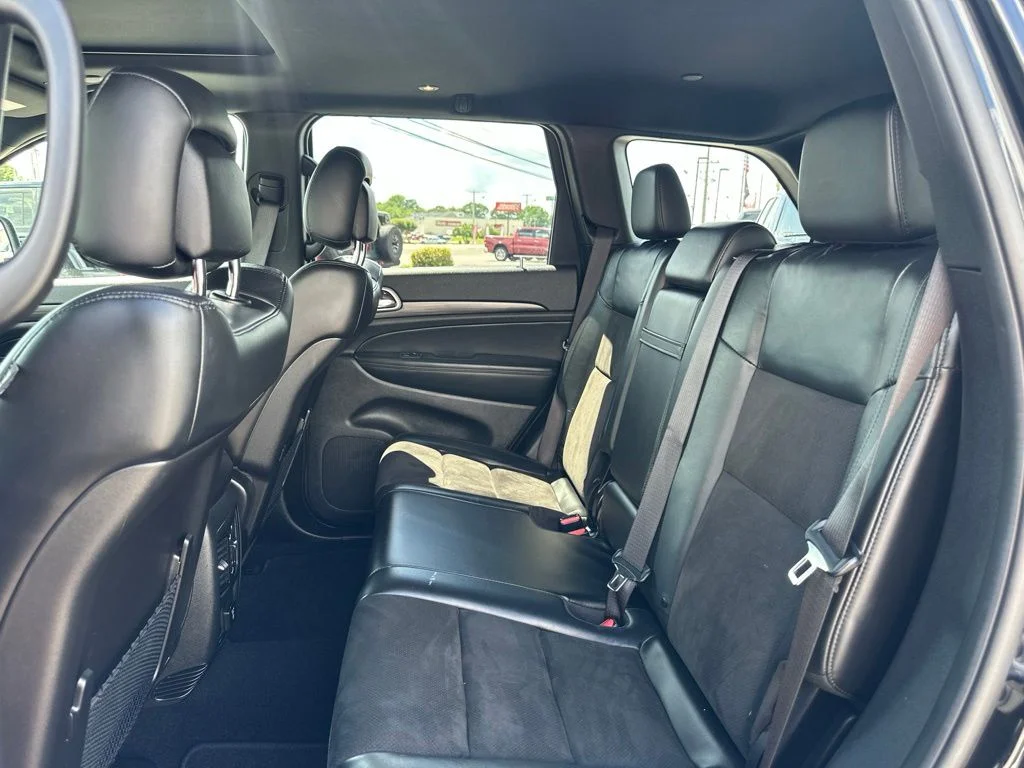 Used 2021 Black Jeep Laredo X image 16