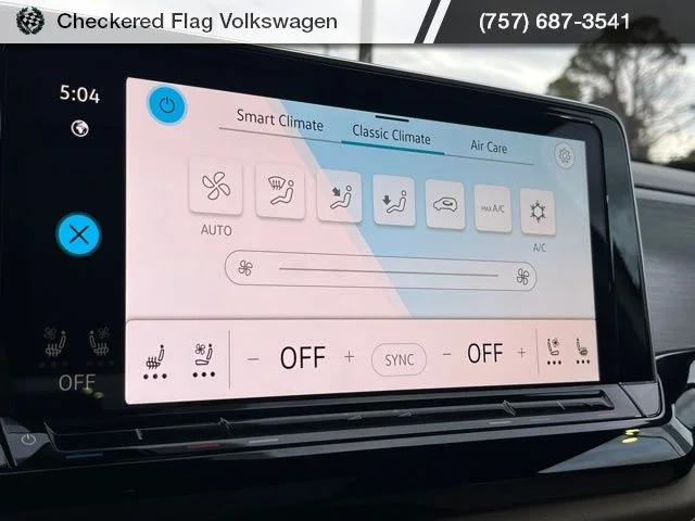New 2026 White Volkswagen 2.0T SE w/Technology image 40