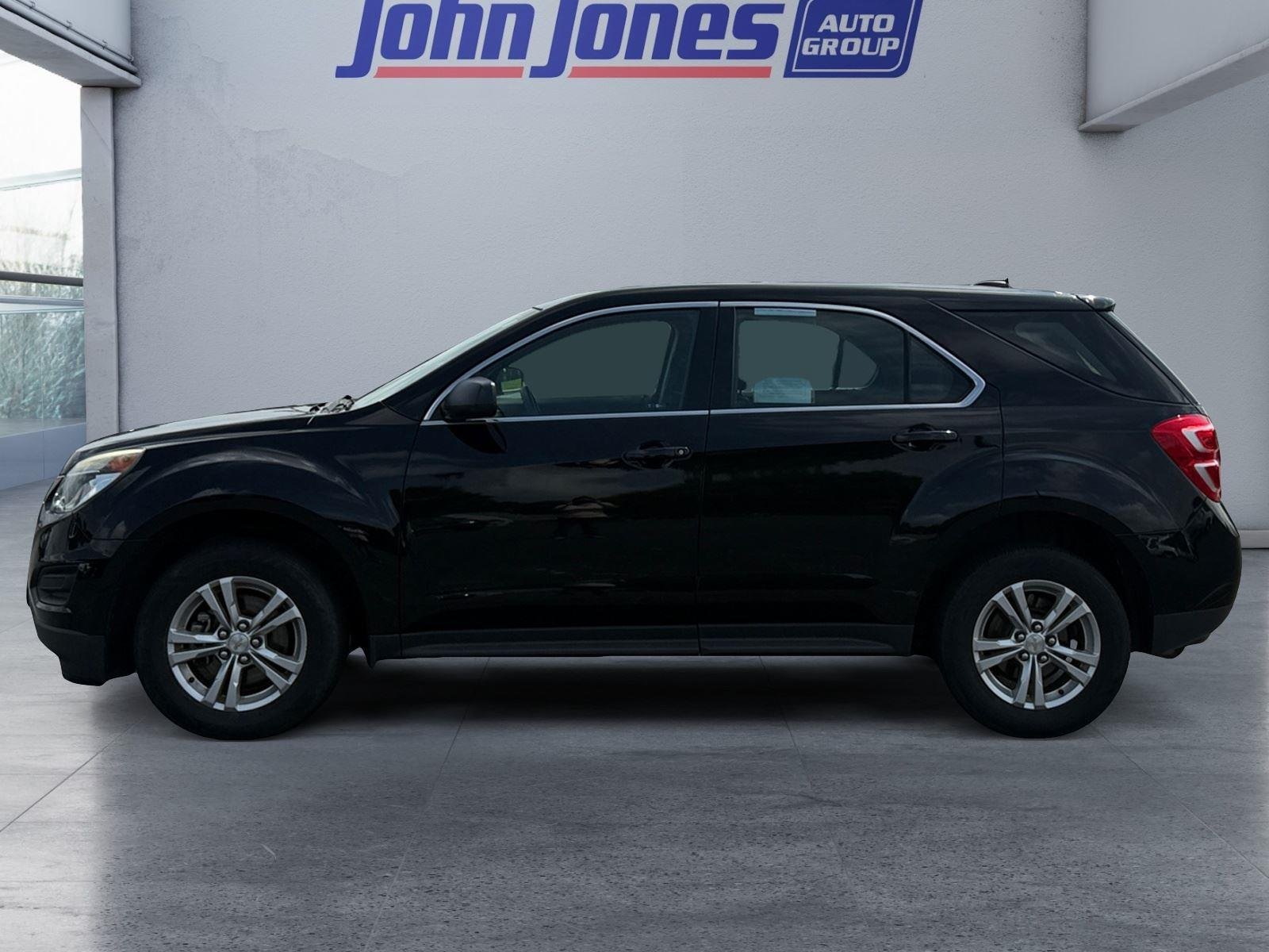 Used 2017 Chevrolet Equinox LS with VIN 2GNALBEK0H1506369 for sale in Corydon, IN