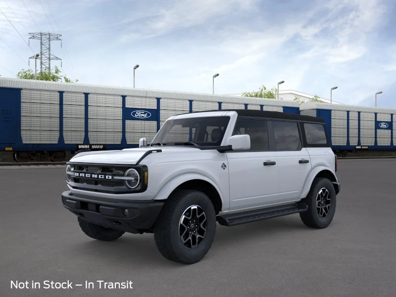 2026 Ford Bronco Outer Banks 4x4's photo