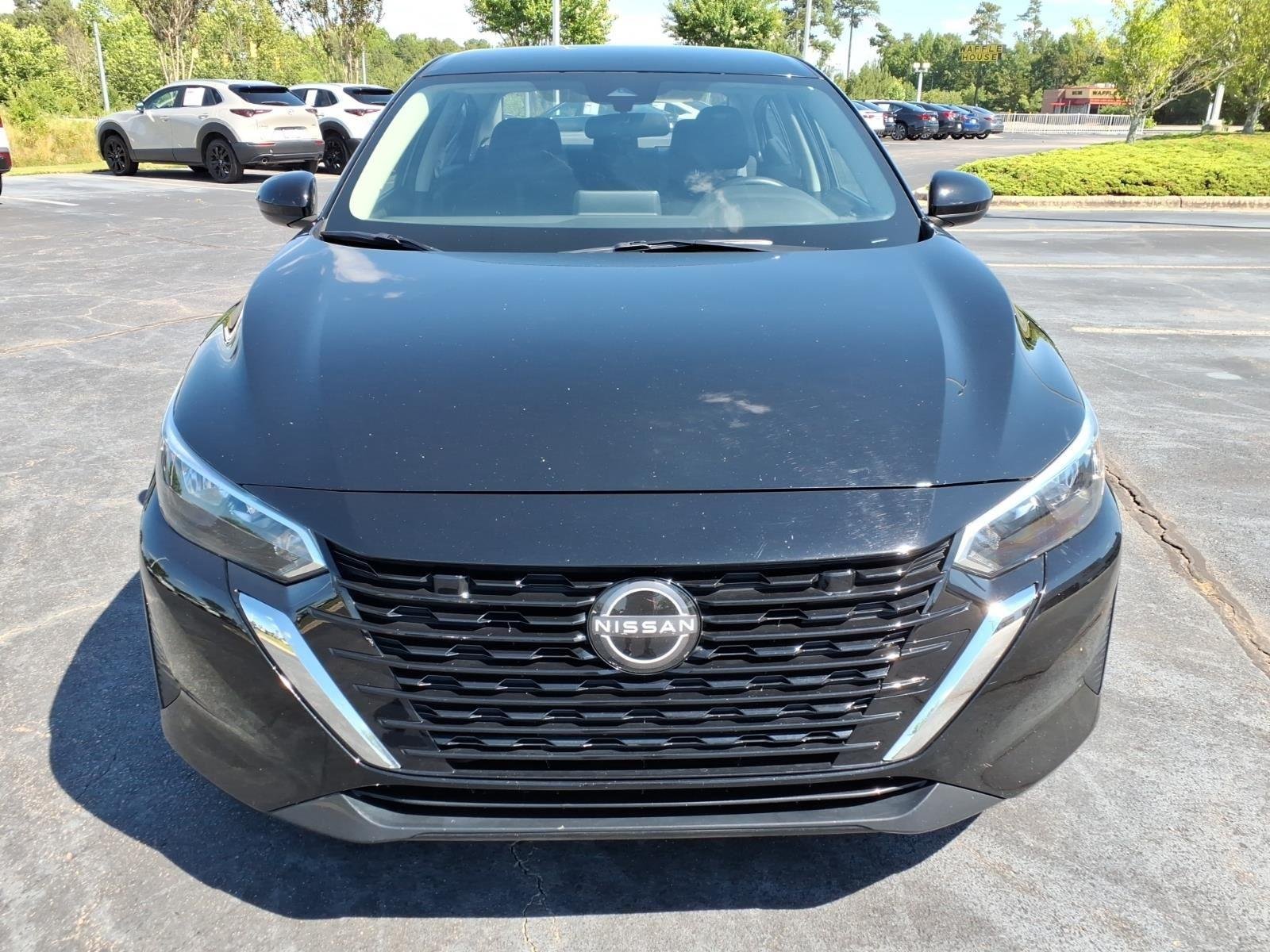 Used 2025 Super Black Nissan SV image 8