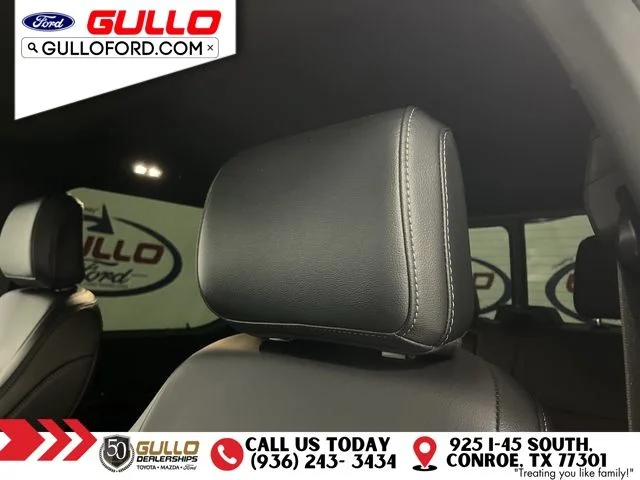 Used 2025 Black Metallic Ford Lariat image 17