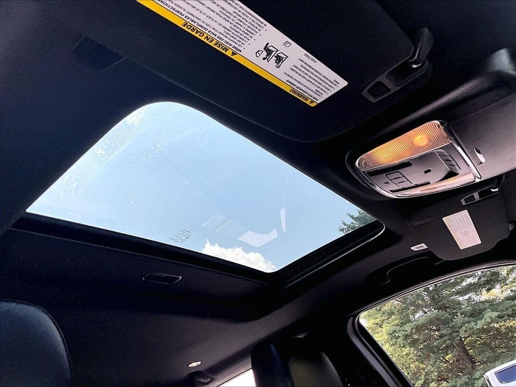 Used 2020 White Jeep Limited image 22