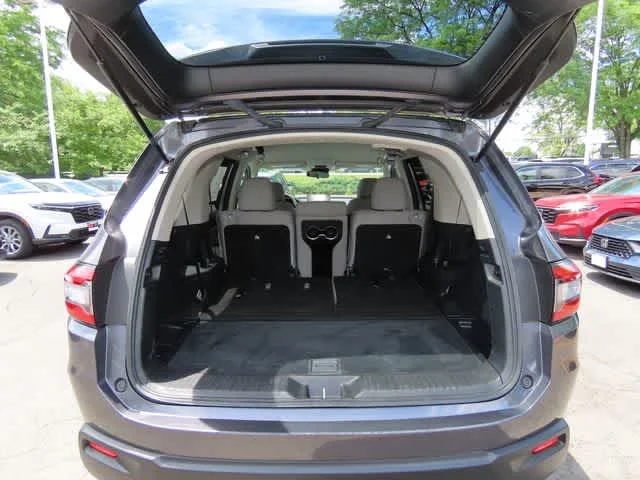 Certified Used 2023 Modern Steel Metallic Honda LX image 11