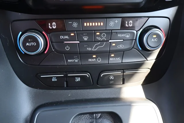 Used 2020 Shadow Black Ford XL image 13