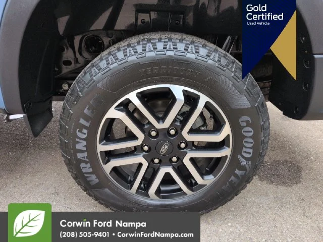 Certified Used 2025 Gray Ford Lariat image 34