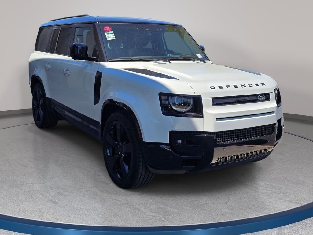New 2026 Fuji White LAND ROVER X-Dynamic SE image 3