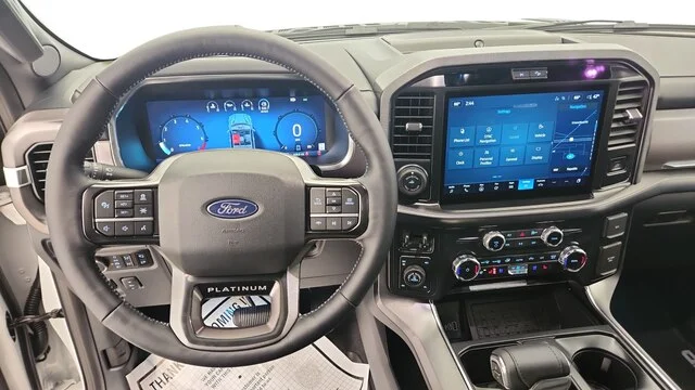 New 2025 Star White Metallic Tri-Coat Ford Platinum® image 38