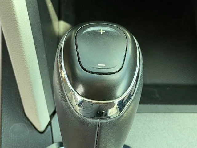Used 2017 White GMC Denali image 12