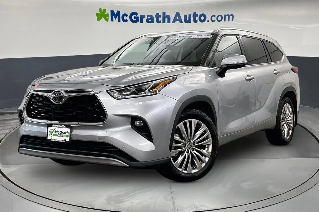 Certified Used 2023 Silver Toyota Platinum image 2