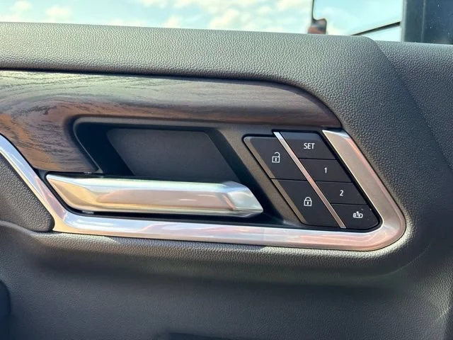 2026 GMC Sierra 2500HD SLT - Photo 12