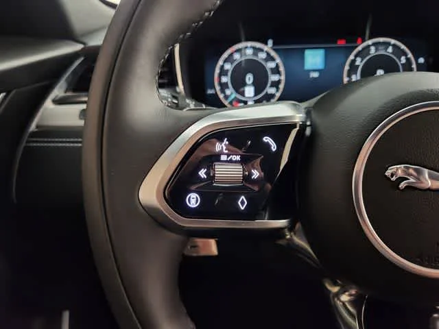 New 2026 Santorini Black Metallic Jaguar R-Dynamic S image 47