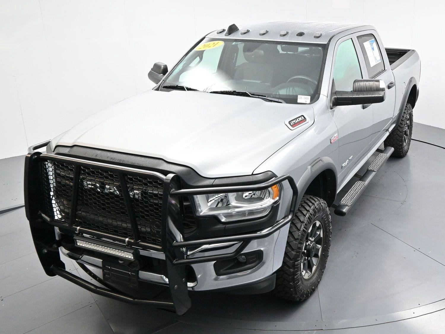 Used 2021 Billet Silver Metallic Clearcoat Ram Tradesman image 37