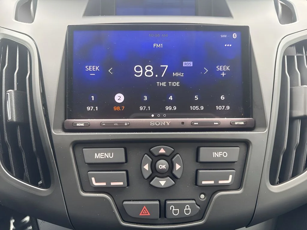Used 2013 Red Ford SE image 17