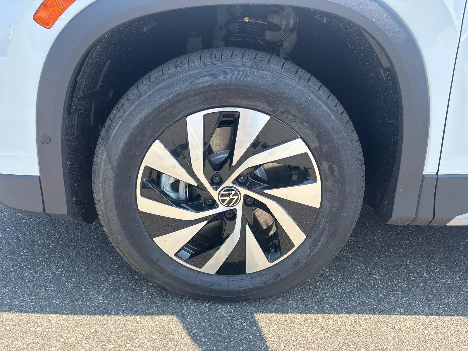 New 2026 Pure White Volkswagen S image 10