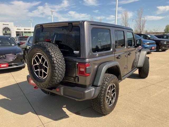 Certified Used 2025 Granite Crystal Metallic Clearcoat Jeep Rubicon image 5