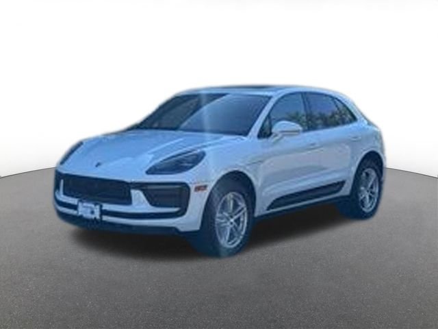 2026 Porsche Macan Base