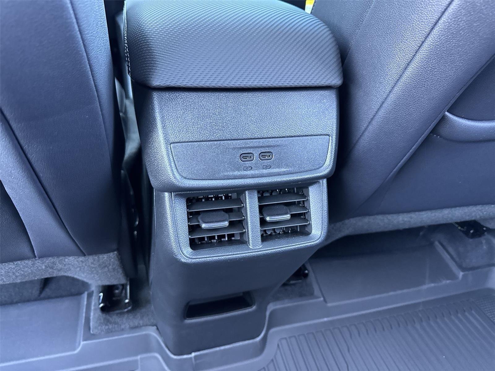 2026 Chevrolet Equinox LT - Photo 26