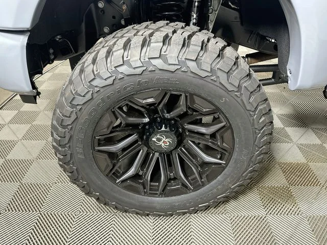 New 2026 Gray Ford Lariat image 25