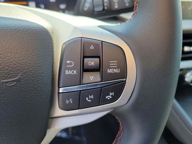 New 2026 Star White Metallic Tri-Coat Ford Active image 6