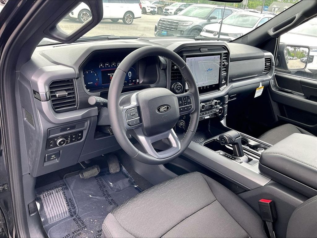 2026 Ford F-150 — photo 9