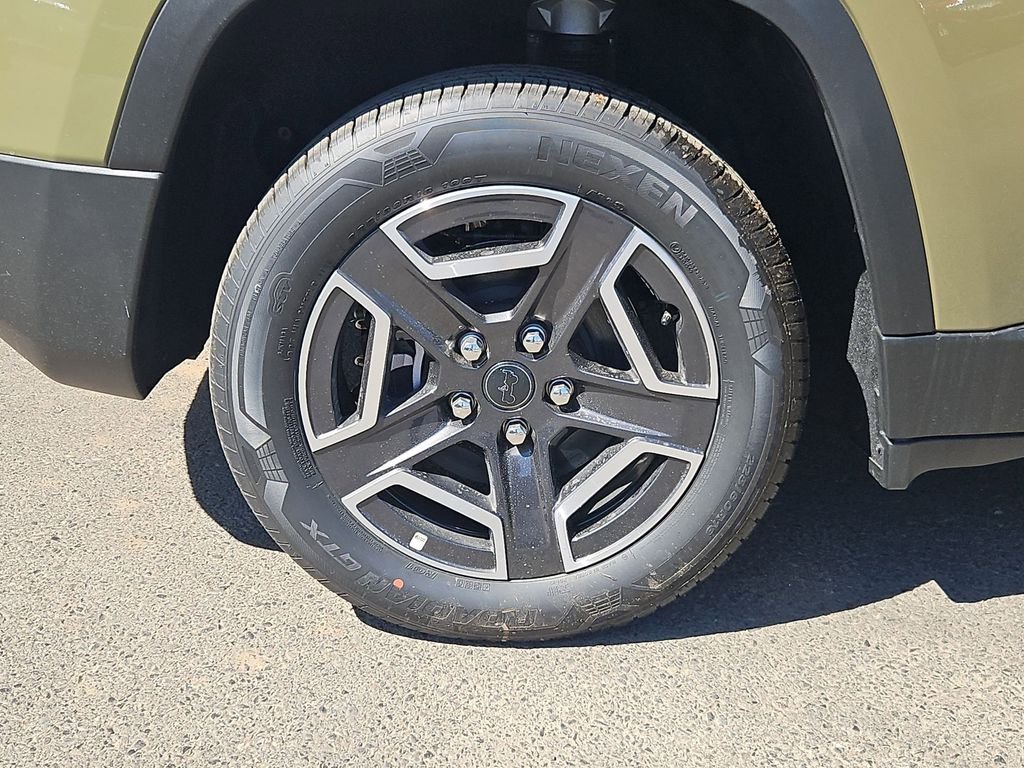 New 2026 41 Exterior Paint Jeep Laredo image 9