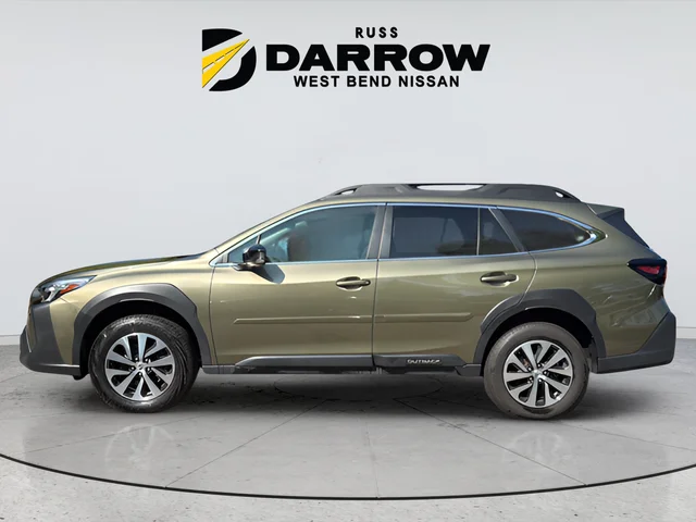 Used 2025 Green Subaru Premium image 2