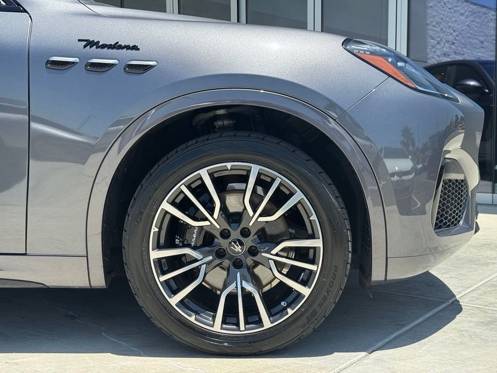 Certified Used 2023 Grigio Lava Metallic Maserati Modena image 10
