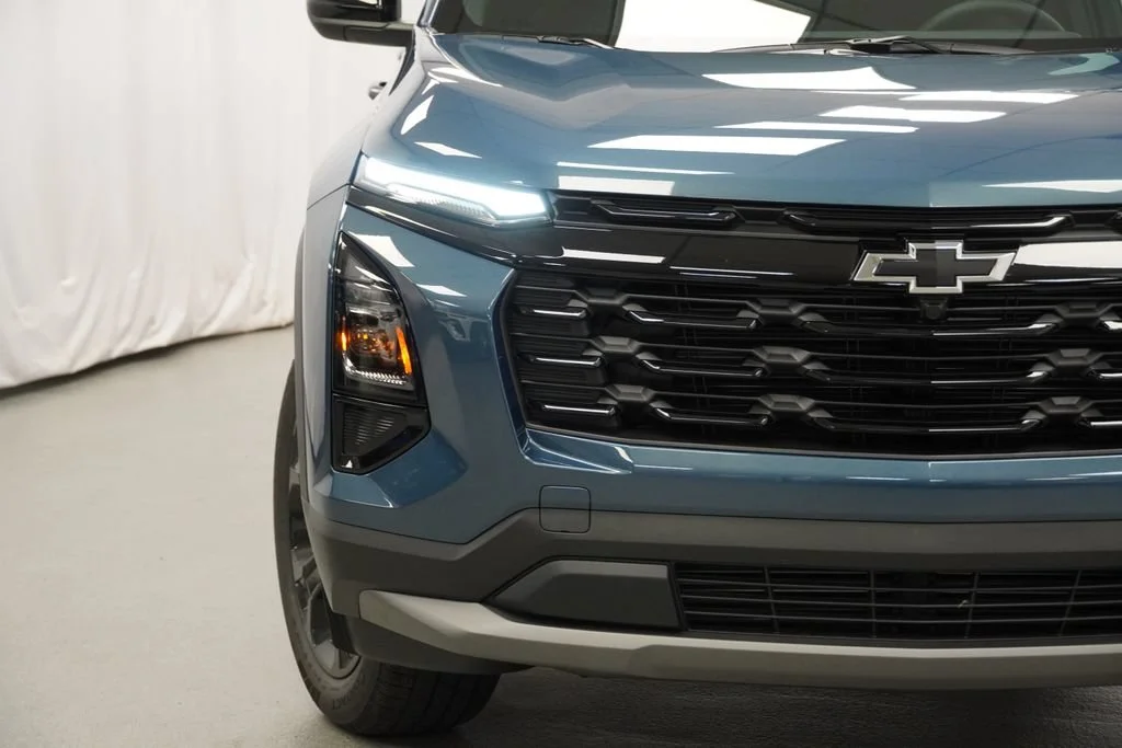 New 2027 Lakeshore Blue Metallic Chevrolet AWD LT image 30