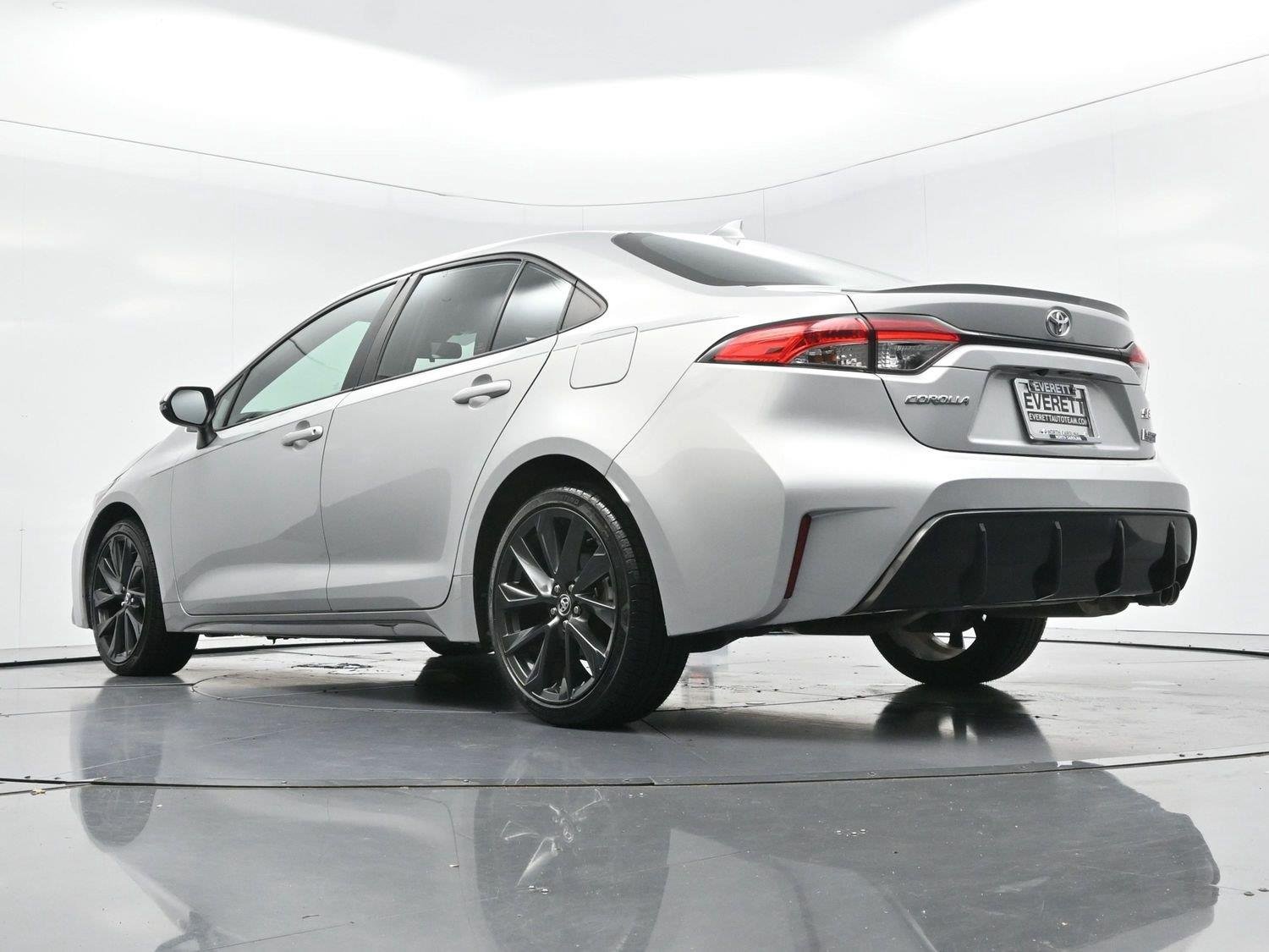 Used 2023 Silver Toyota SE image 42