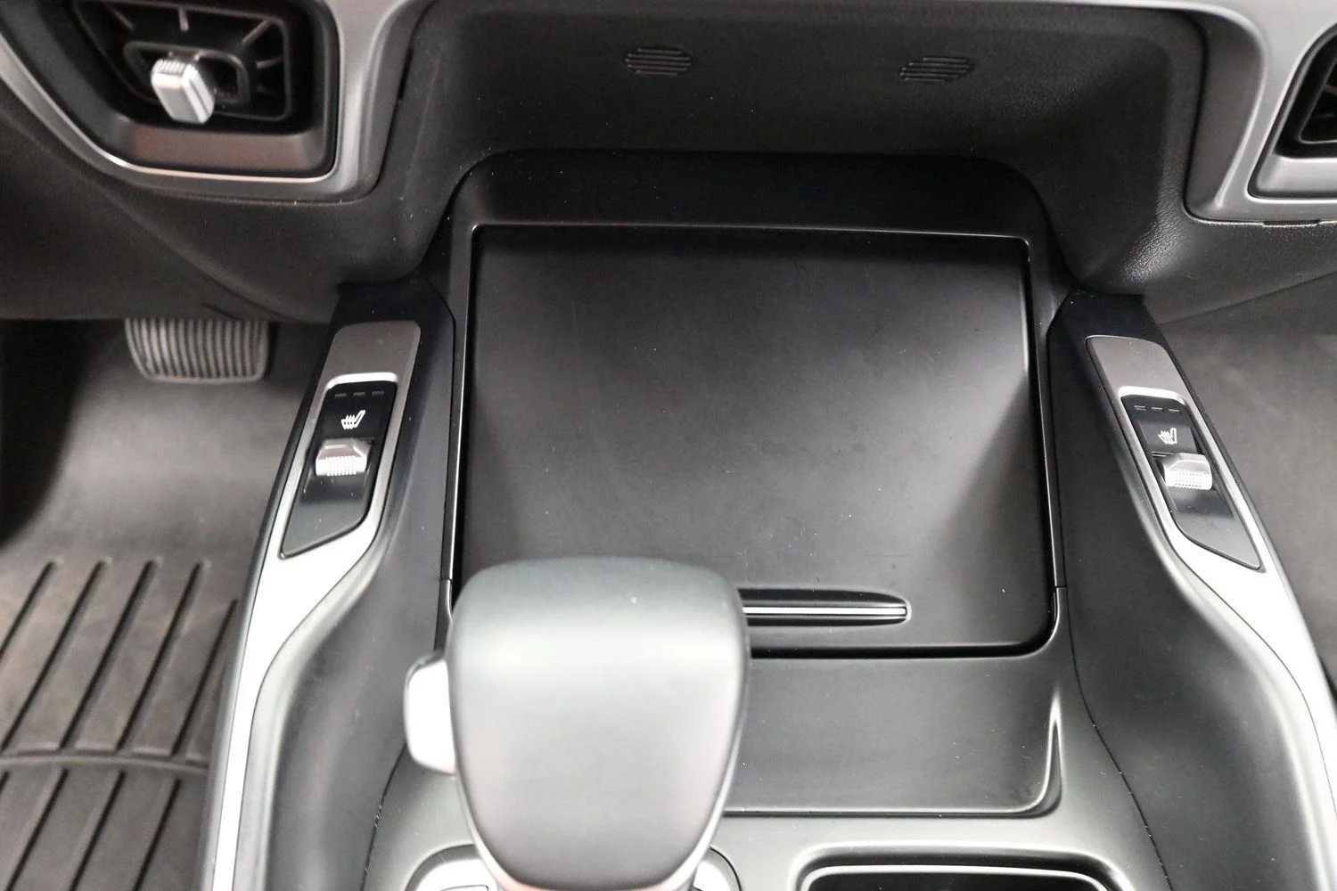 Used 2022 Glacial White Pearl Kia S image 25