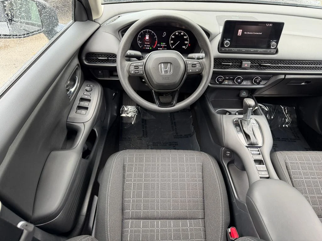 2025 Honda HR-V LX - Photo 14