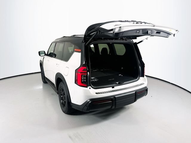2025 Nissan Armada PRO-4X - Photo 9