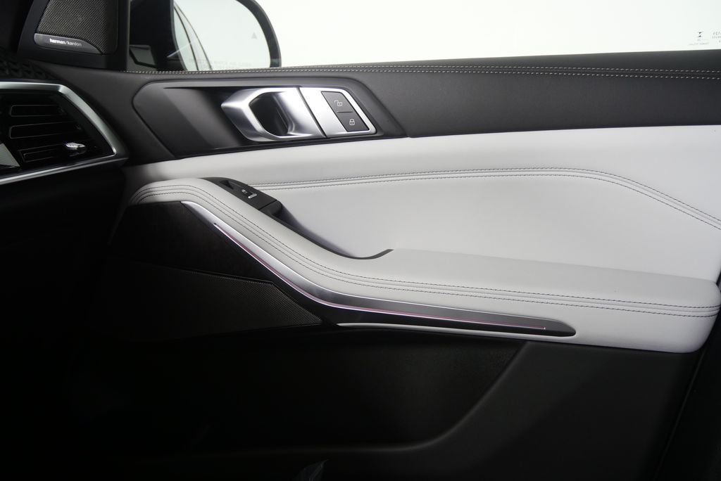 New 2026 Brooklyn Grey Metallic BMW xDrive50e image 24