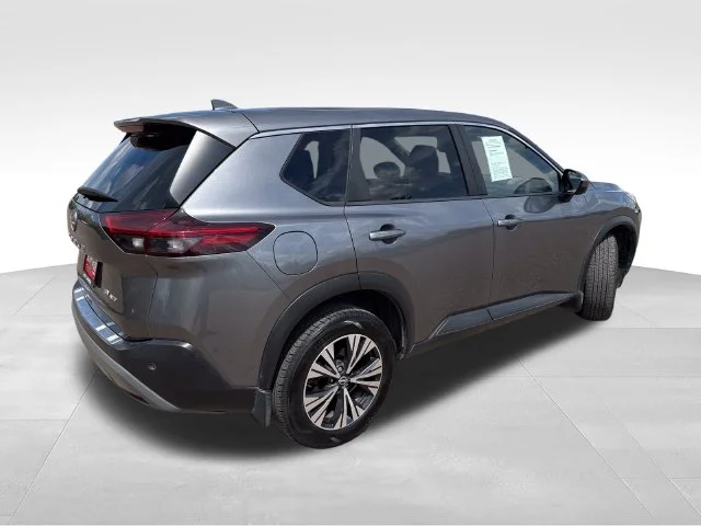 Used 2023 Gray Nissan SV image 8