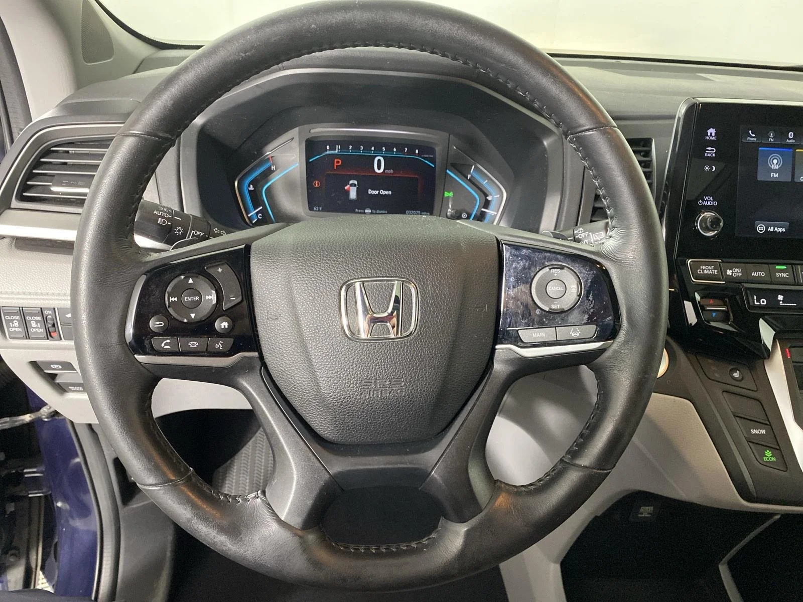 Used 2018 Obsidian Blue Pearl Honda EX-L image 15