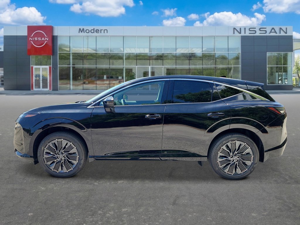 New 2026 Super Black Nissan Platinum image 3