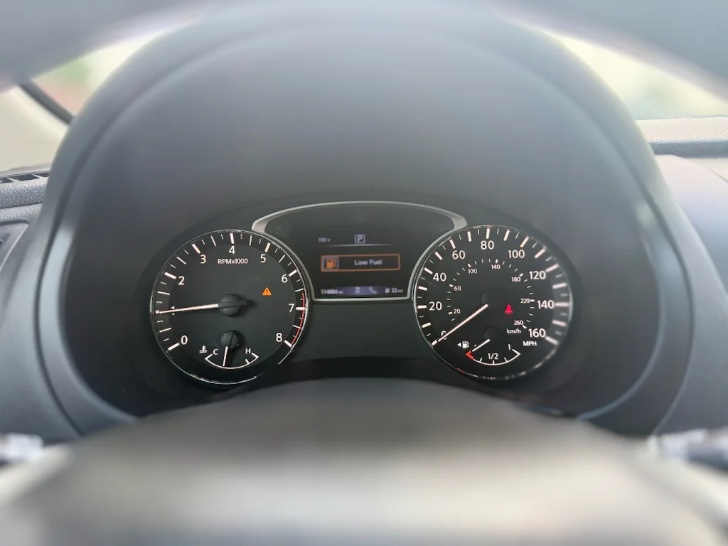 Used 2018 Storm Blue Nissan 2.5 SV image 36