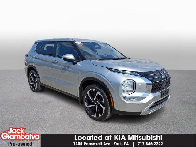 Pre-Owned 2025 Mitsubishi Outlander SE 4D Sport Utility in York