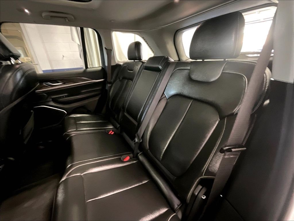 Used 2024 White Jeep 4xe image 15