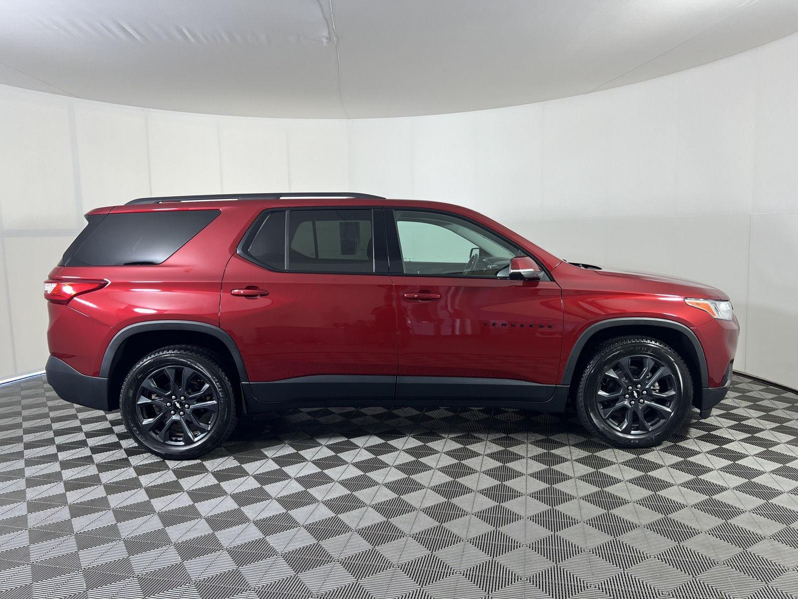 Used 2021 Cajun Red Tintcoat Chevrolet RS image 28