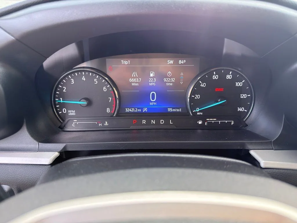 Used 2023 Black Ford XLT image 18