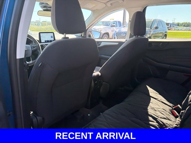 Used 2022 Blue Ford SE image 40