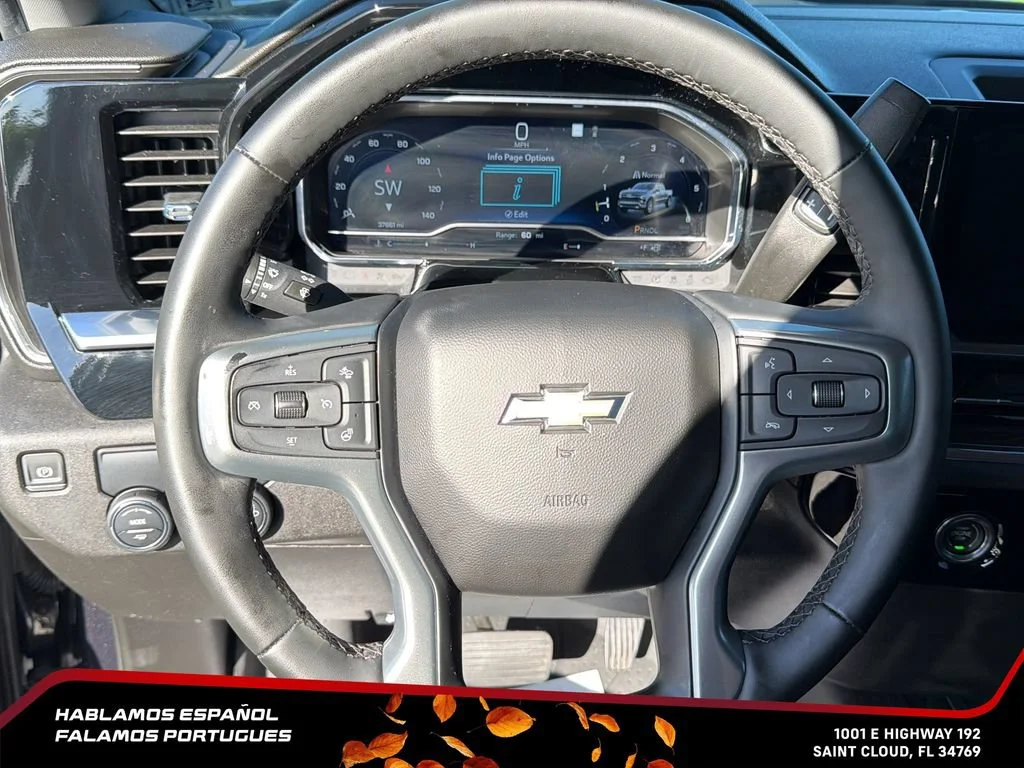 2023 Chevrolet Silverado 1500 LT - Photo 17