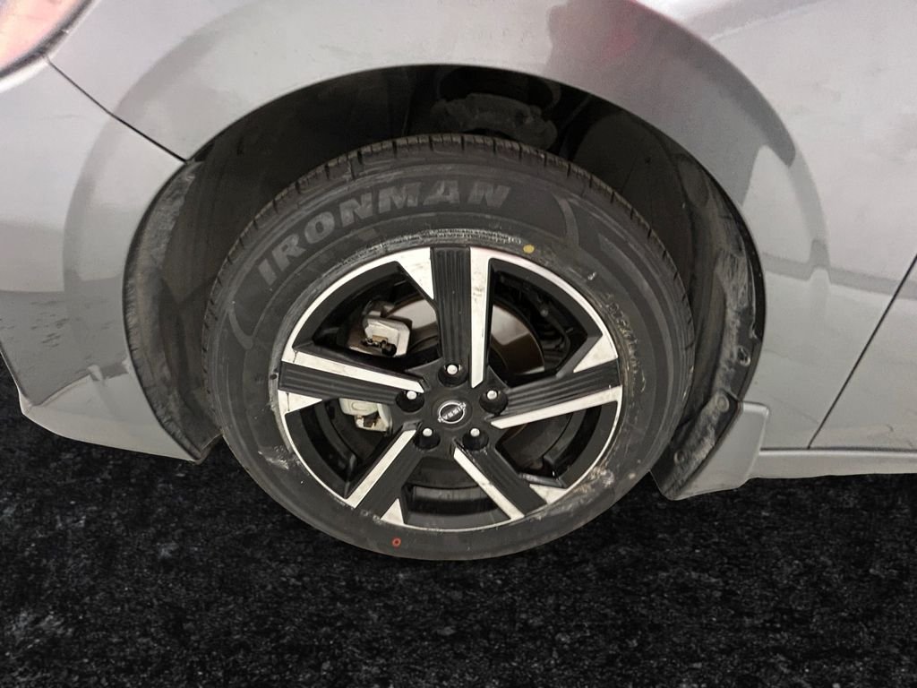 Used 2024 Gray Nissan SV image 27