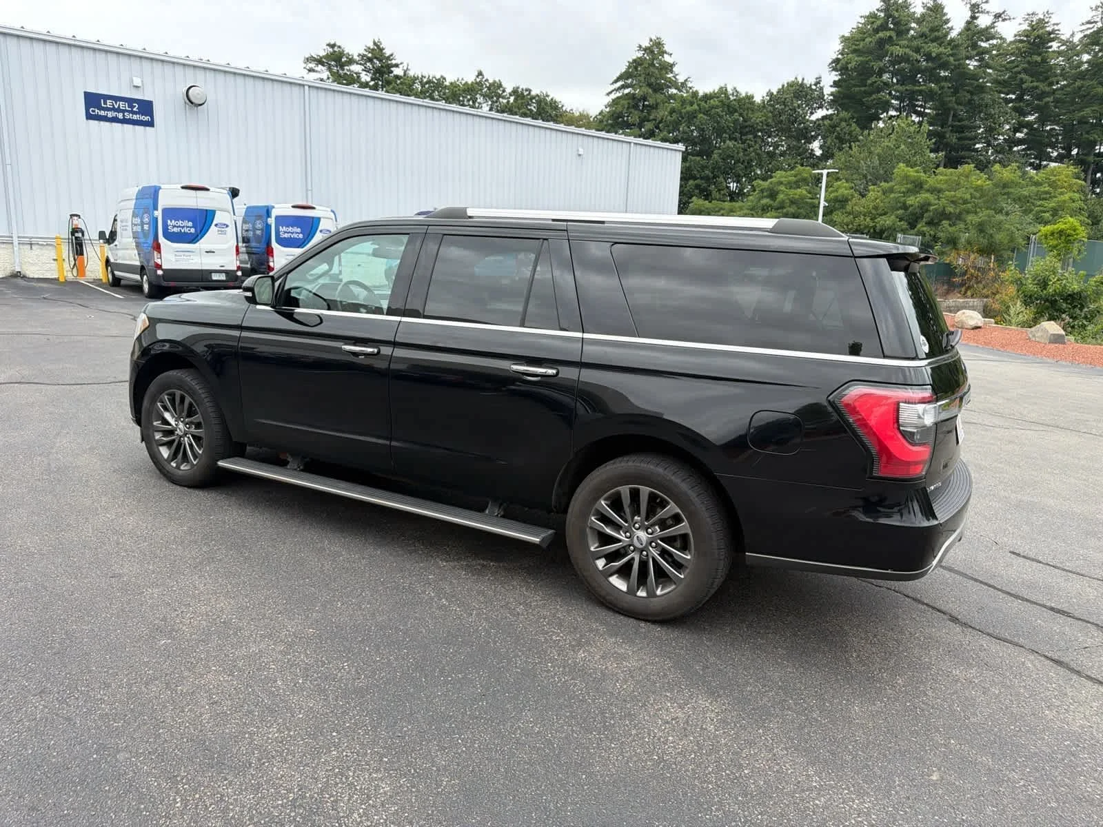 Used 2020 Agate Black Ford Limited image 8